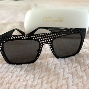 DVF square top sunglasses